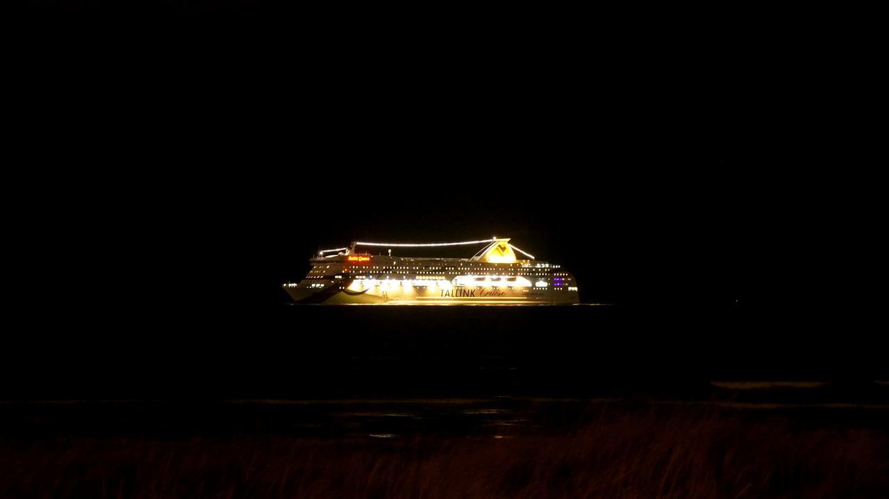 Aquamarine Hotel Tallin Exterior foto